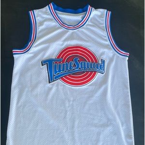 Looney Toons MJ Jersey ( Micheal Jordan )